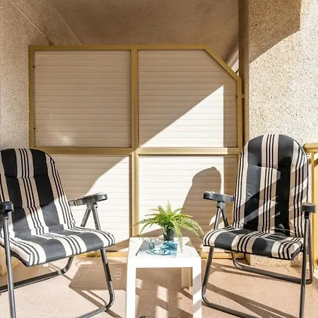 Oasis Apartment